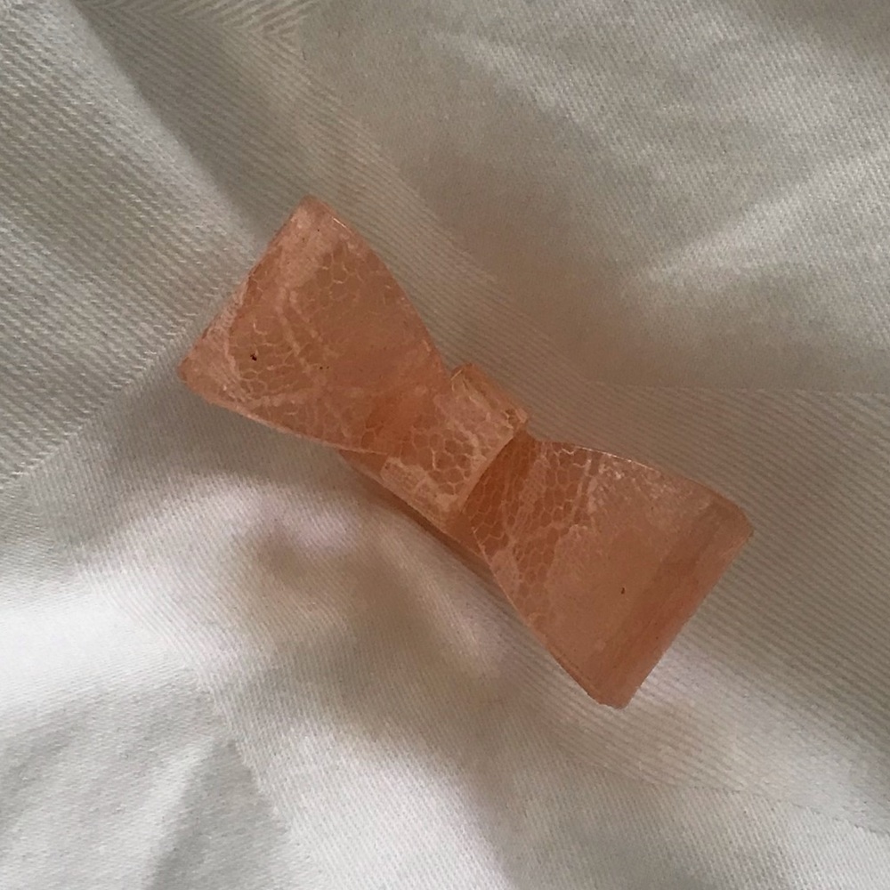 Peach Lace Acrylic Bow Ring